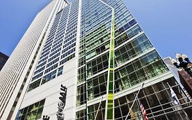 Thewit Chicago, A Hilton Hotel